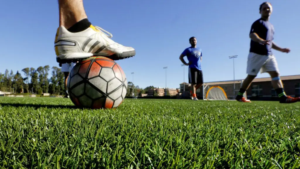 Cancer risk from rubber granules is ‘negligible’, says Dutch study featured image