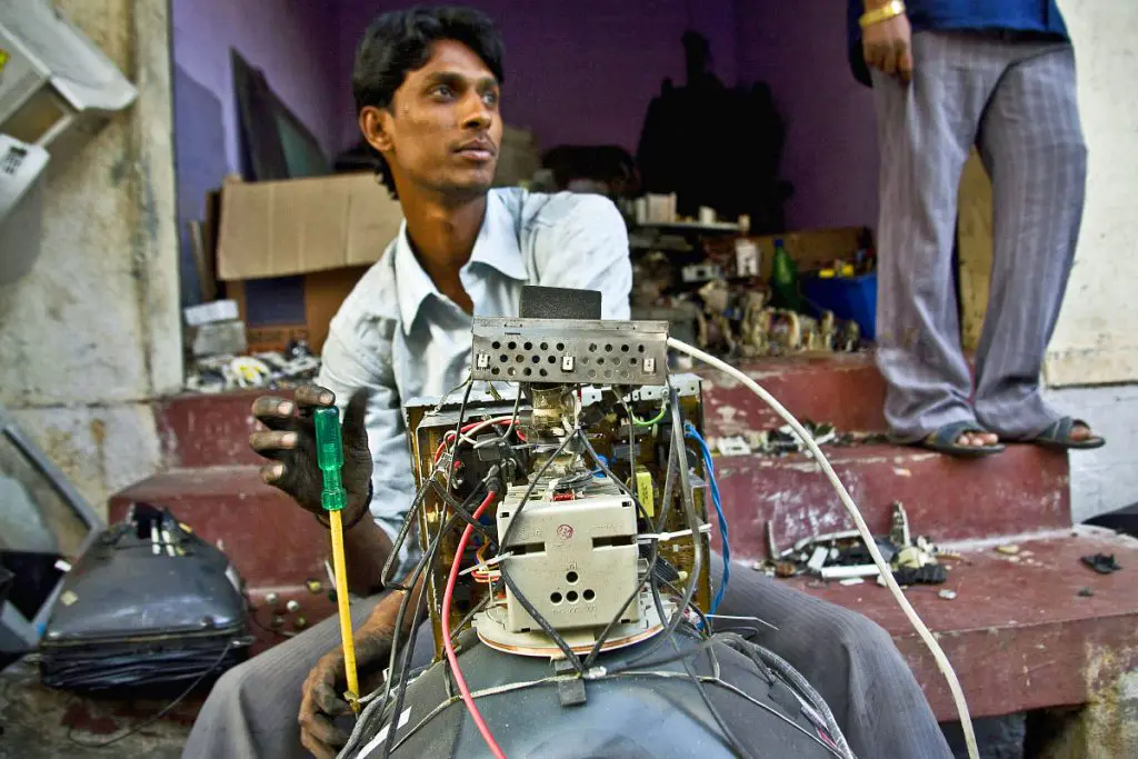 Eco-parks in India will ensure ‘scientific’ handling of e-scrap featured image