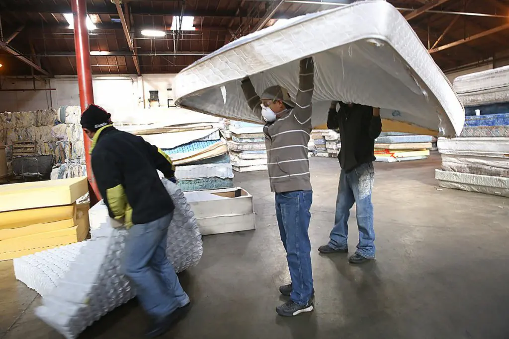 Mattress recycling: a US success story featured image