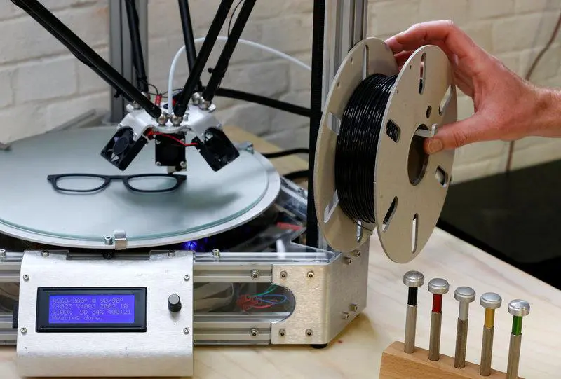 Sustainable sunglasses ‘challenge every design and industry standard’ featured image