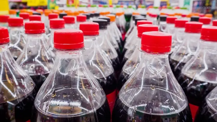 Coca-Cola ‘talks the talk’, but does it really follow up on rPET vision? featured image