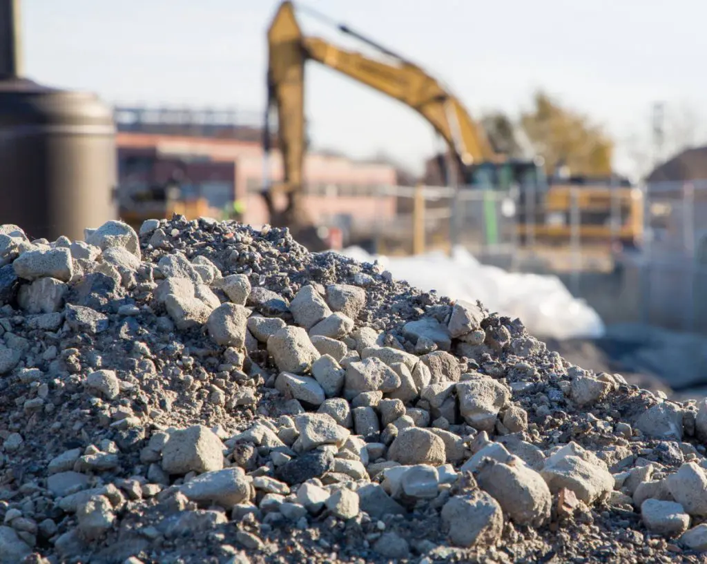 Philadelphia recyclers transform filthy discarded glass into ‘ultra lightweight’ rock featured image