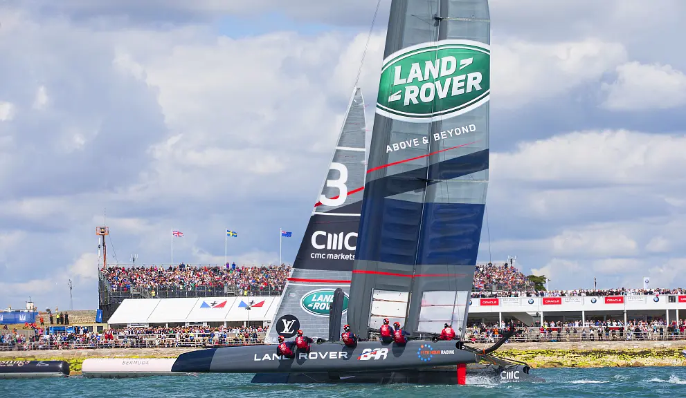 The ‘most sustainable’ sports team shines a light on carbon fibre recycling featured image