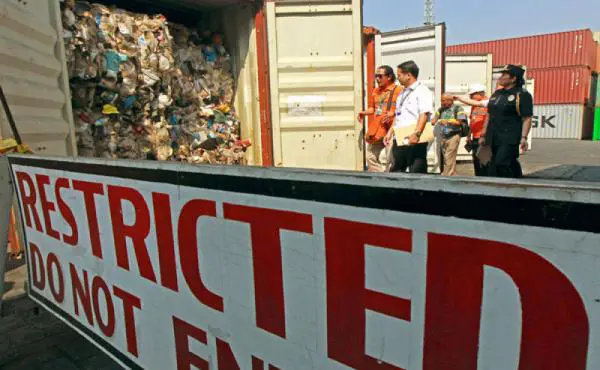 Sharp decline in US plastics scrap exports to China featured image