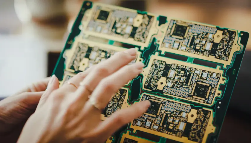 E-waste fashion: are you wearing Dell? featured image