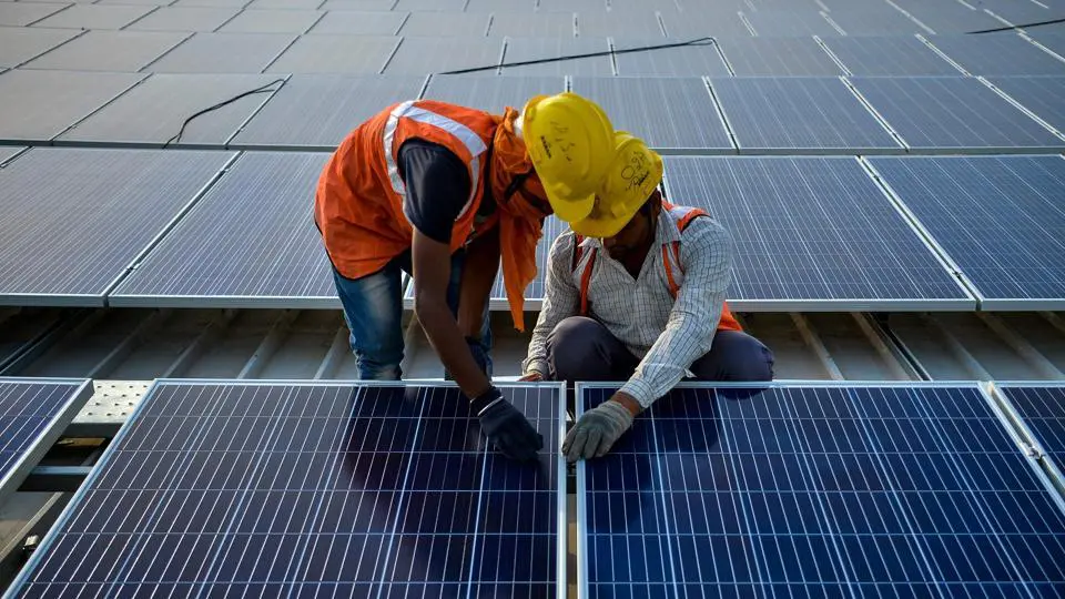Solar panel recycling to reach new highs thanks to Veolia’s dedicated plant featured image