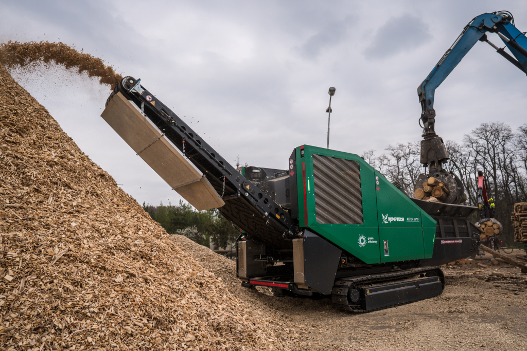 The ‘two-in-one’ Axtor featured image