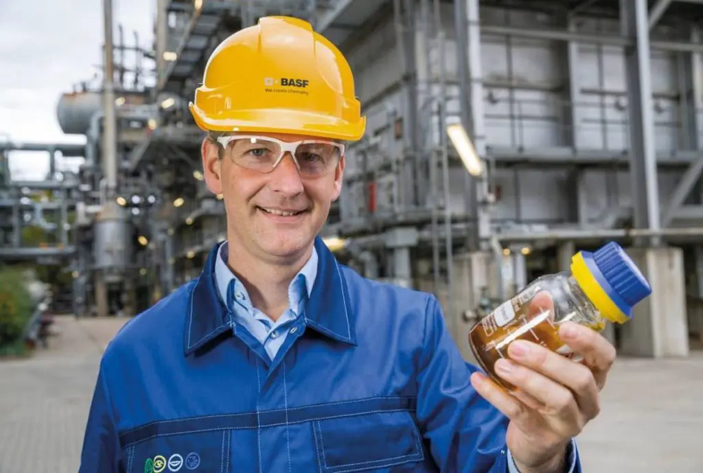 BASF commits to chemical recycling featured image