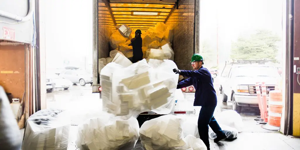 Transforming dirty plastics into the ‘feedstock of the future’ featured image