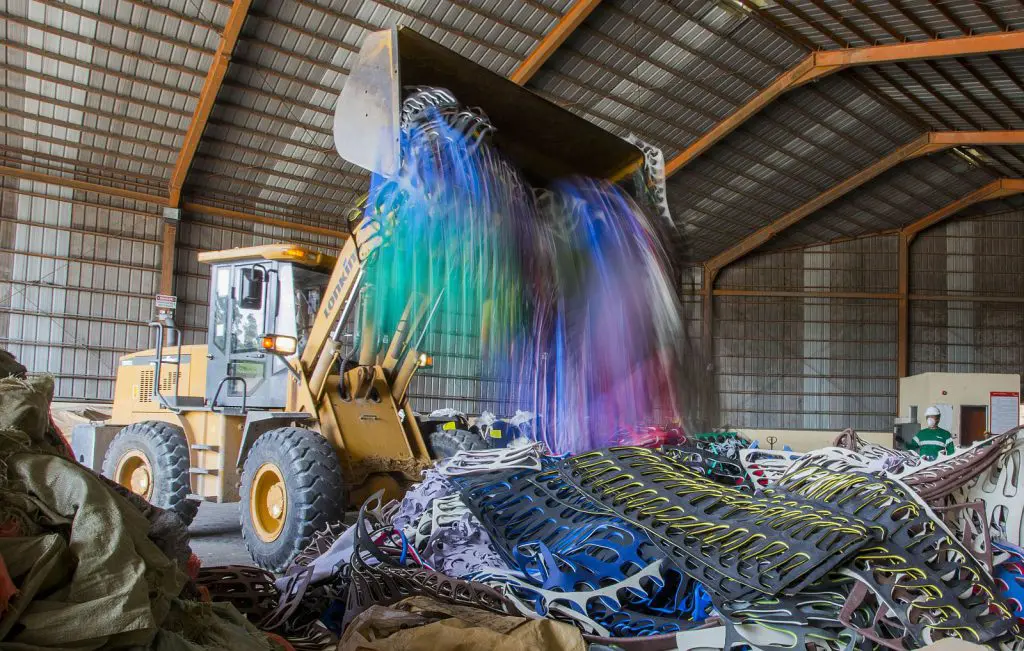 From aluminium smelting waste to cement featured image