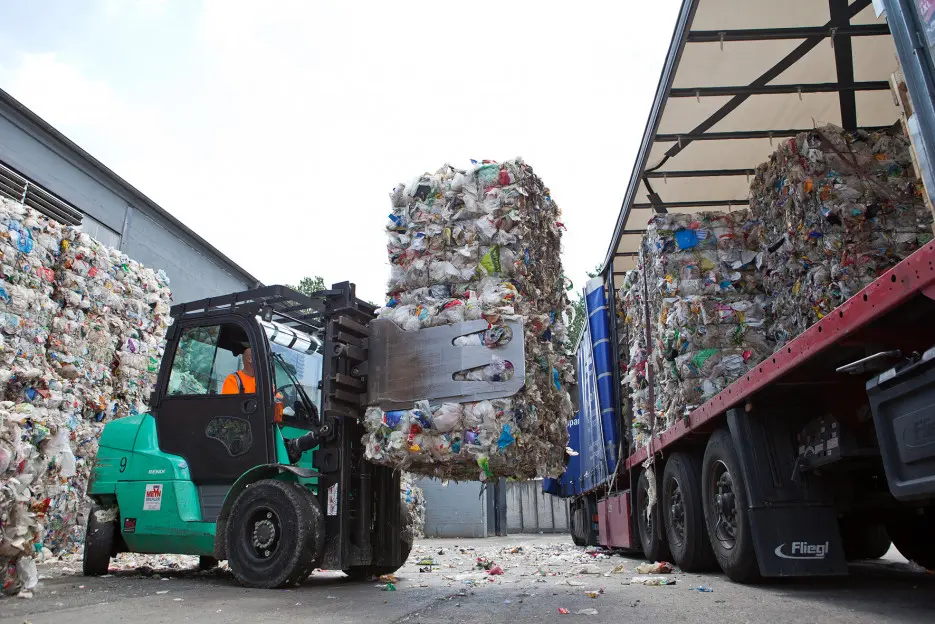 Fraunhofer: incentives needed to boost use of recyclates featured image