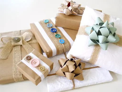 What you should know about recyclable gift wrapping paper featured image