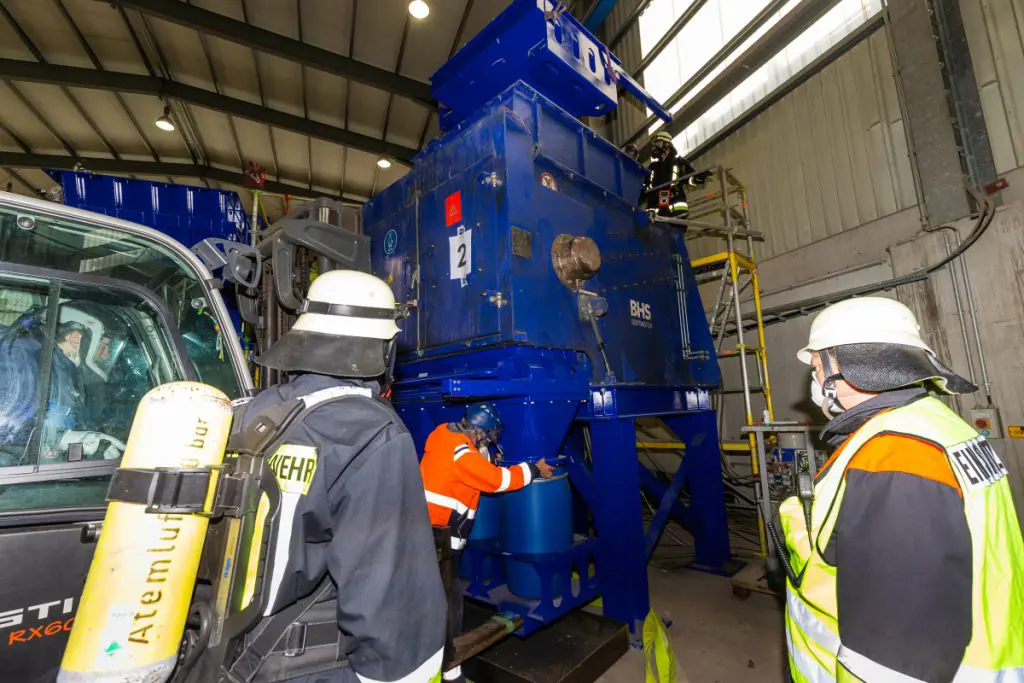 Safely avoiding the hazards of lithium-ion batteries featured image