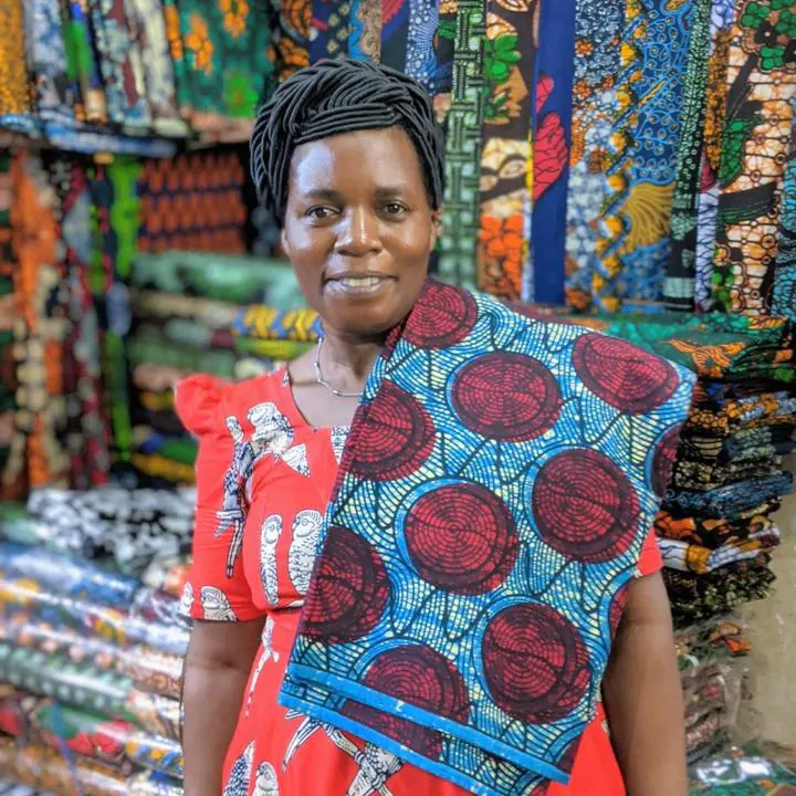 Kenyan reuse market for second-hand clothing ‘an example to the world’ featured image