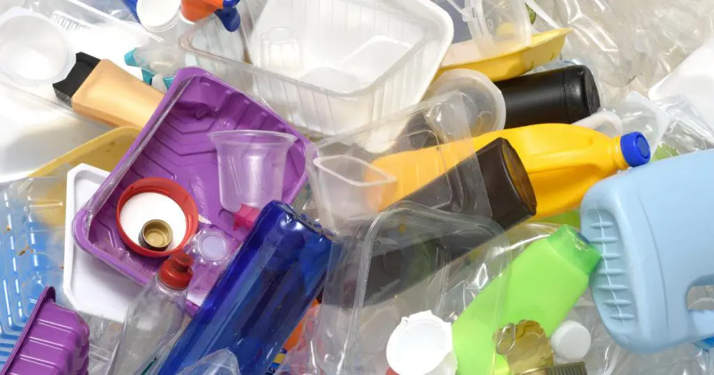 EuRIC welcomes plastic manufacturers’ backing for mandated recycled content featured image
