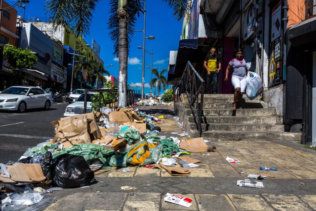 Caribbean clean-up group sets sights on plastics recycling plant featured image