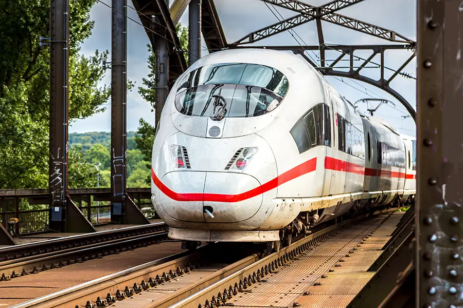 Metal thieves derail German infrastructure again featured image