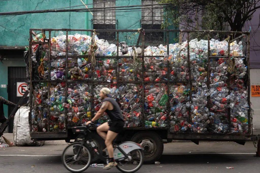 Mexican plastics pioneer: ‘Act on what you believe in’ featured image