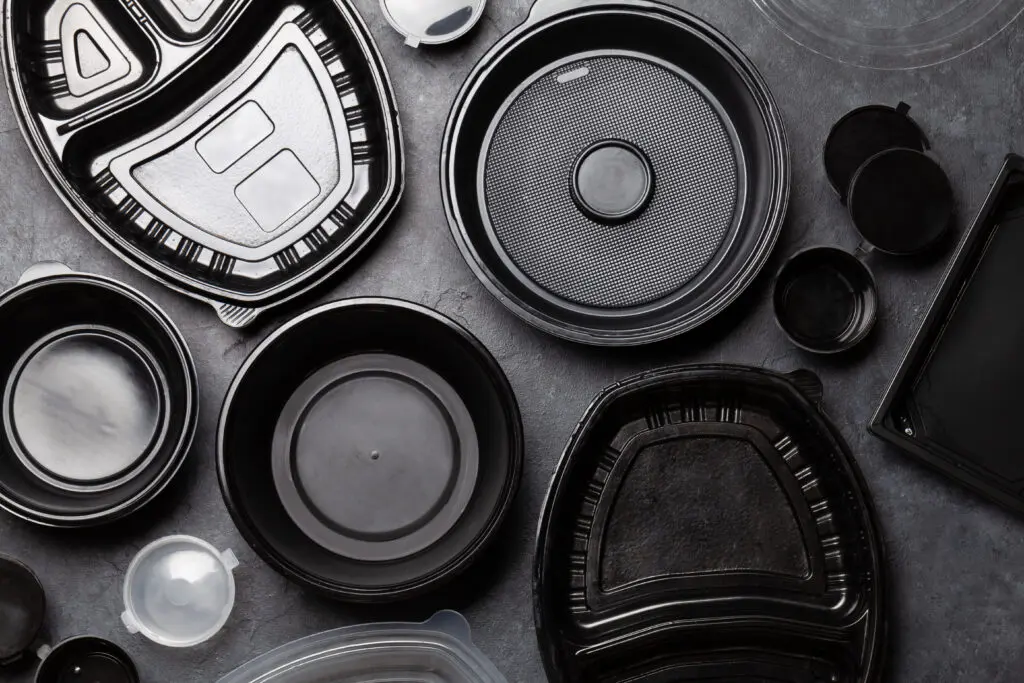 Tomra unveils collaborative recycling of injection-moulded black plastics featured image