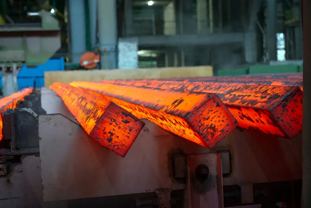 China leads steel production fall featured image