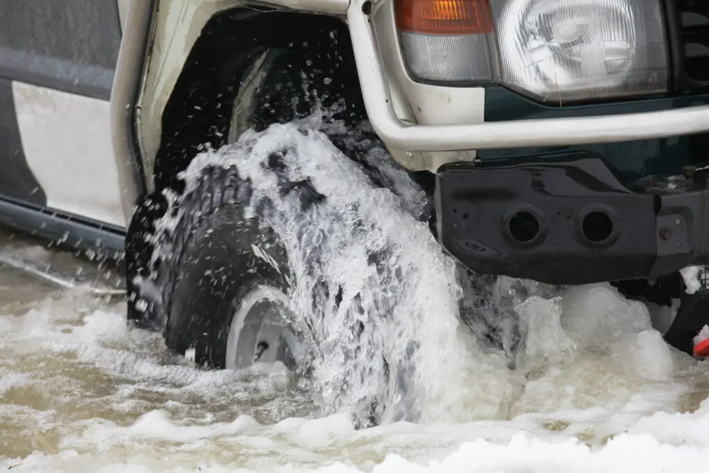 Valencia cleans up post-flood tyres featured image