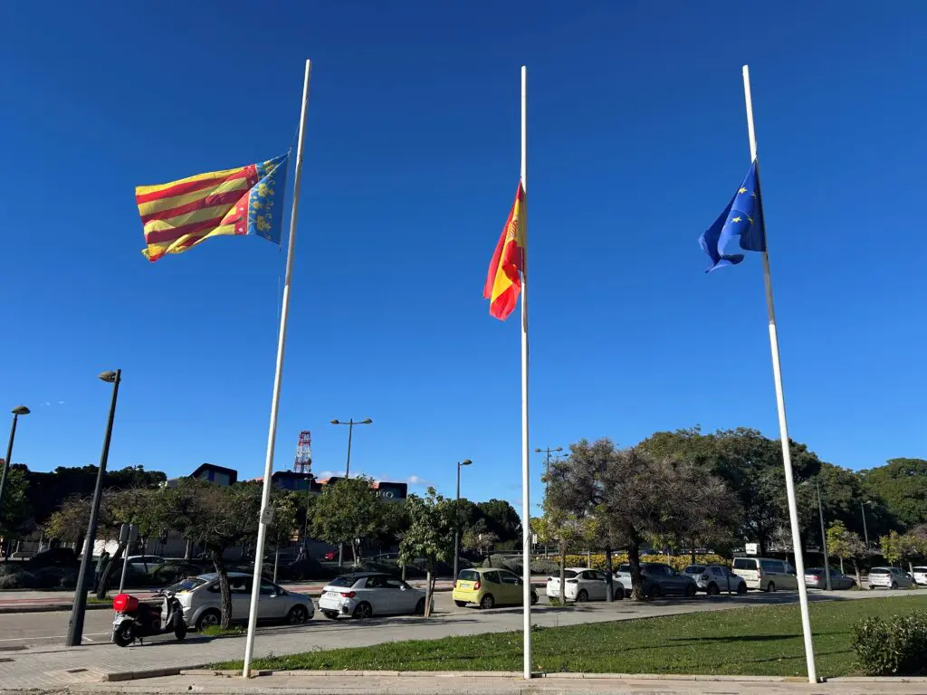 Recyclers pause to remember victims of Spanish train disaster featured image