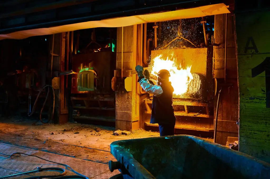 Copper flies to record highs featured image