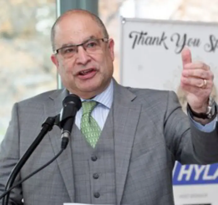 Award for paper recycling expert and ‘changemaker’ Myles Cohen featured image