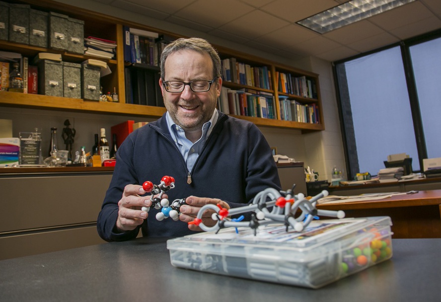 Polymer discovery brings new hope for plastics recycling featured image