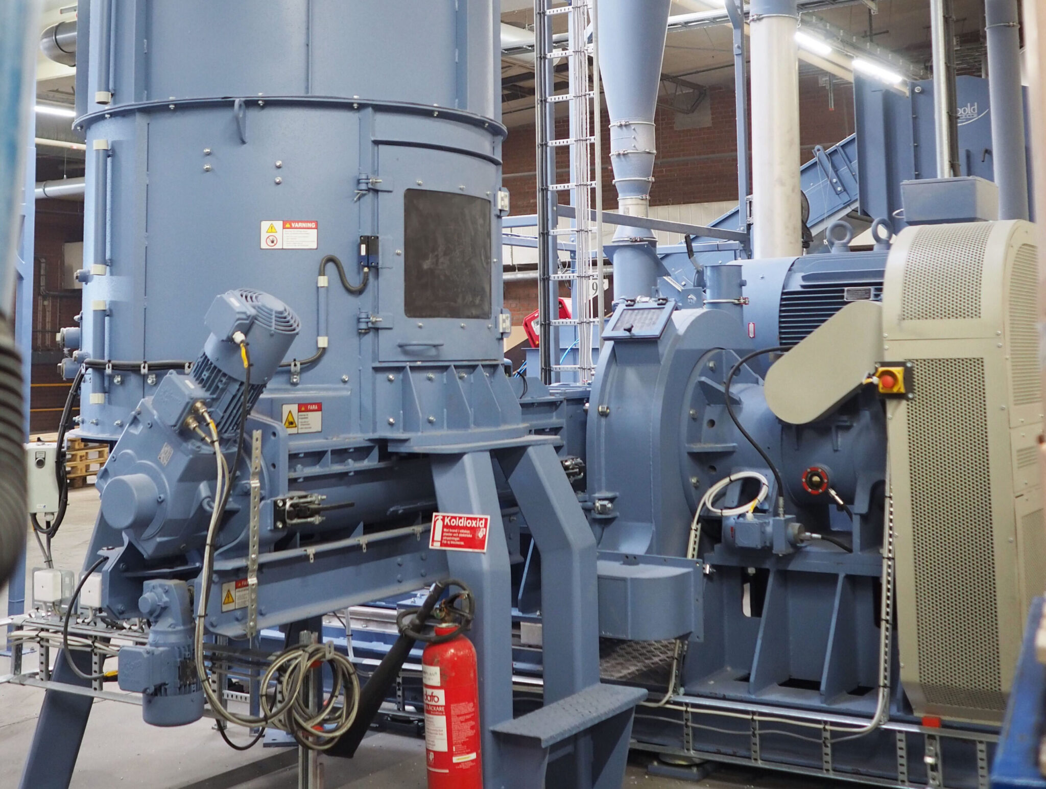 Compactor boosts recycling capacity • Recycling International