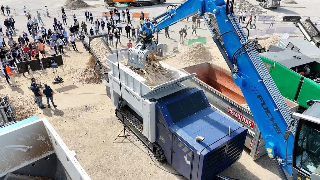 Universal Lindner shredder targets mobile processes
