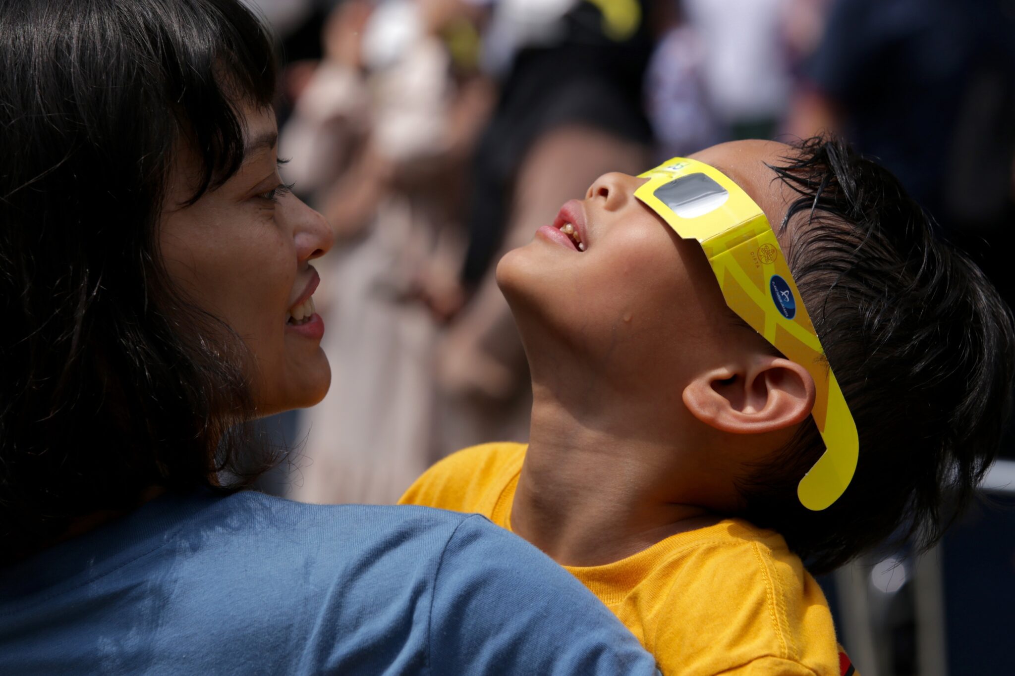 Total eclipse of the senses
